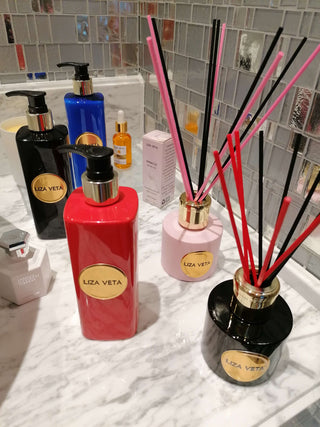 Body care and home fragrances in the bathroom